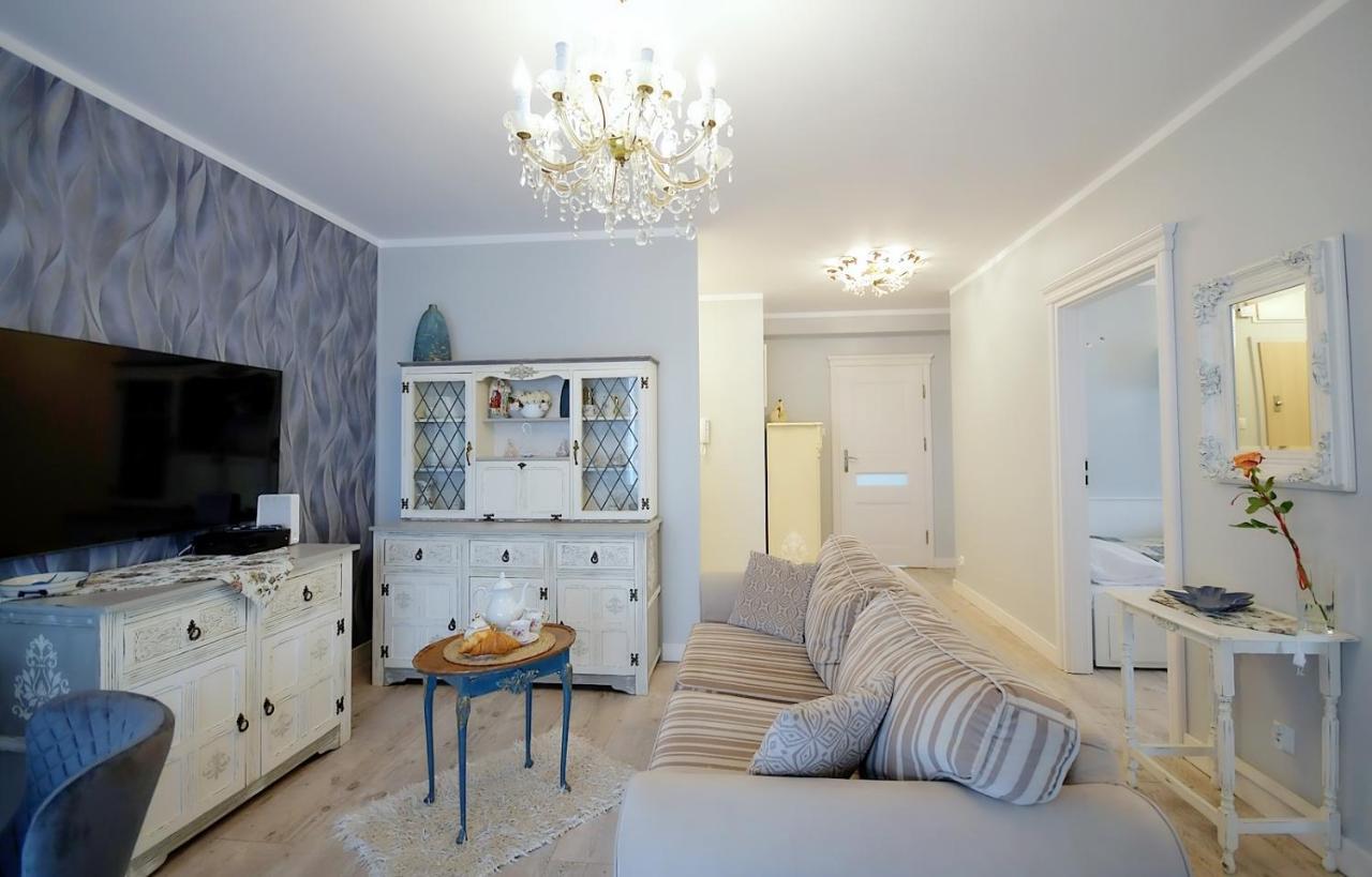 Miodowy Dom Exspanse Apartament 2 Lub 3 Pokoje Z Tarasem I Parkingiem Kolobrzeg Bagian luar foto