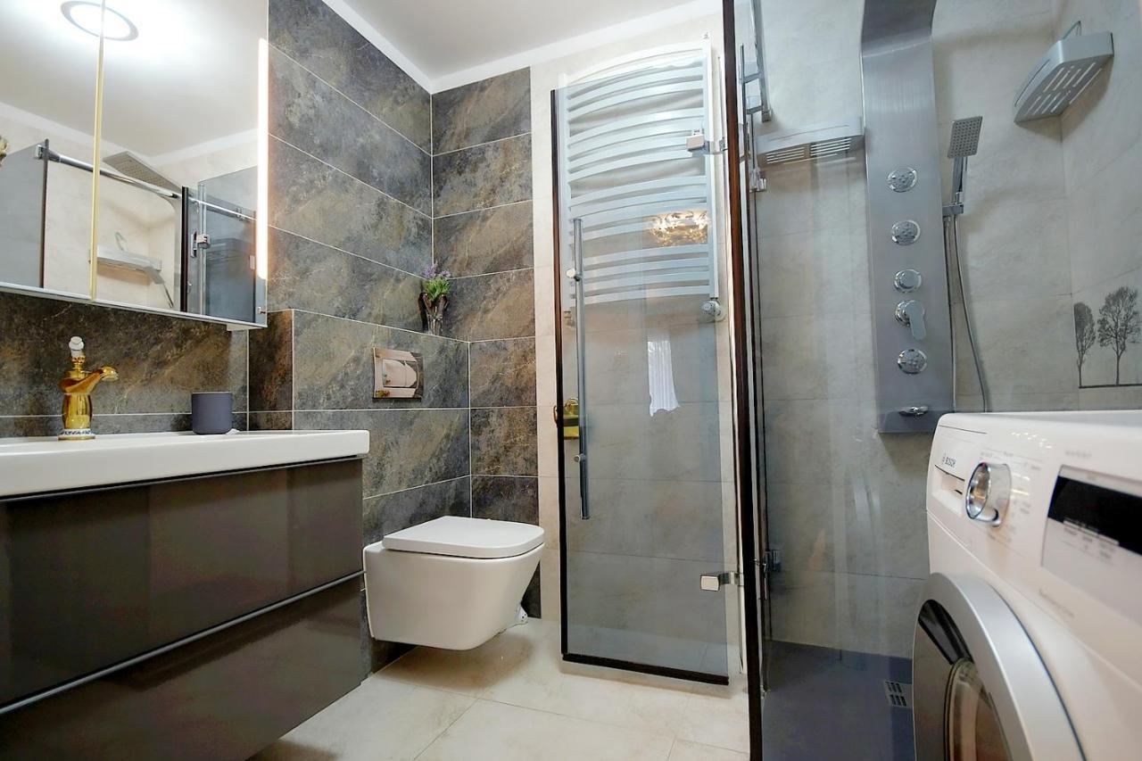 Miodowy Dom Exspanse Apartament 2 Lub 3 Pokoje Z Tarasem I Parkingiem Kolobrzeg Bagian luar foto