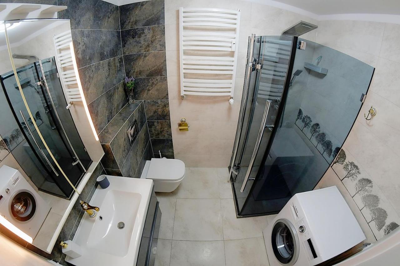 Miodowy Dom Exspanse Apartament 2 Lub 3 Pokoje Z Tarasem I Parkingiem Kolobrzeg Bagian luar foto