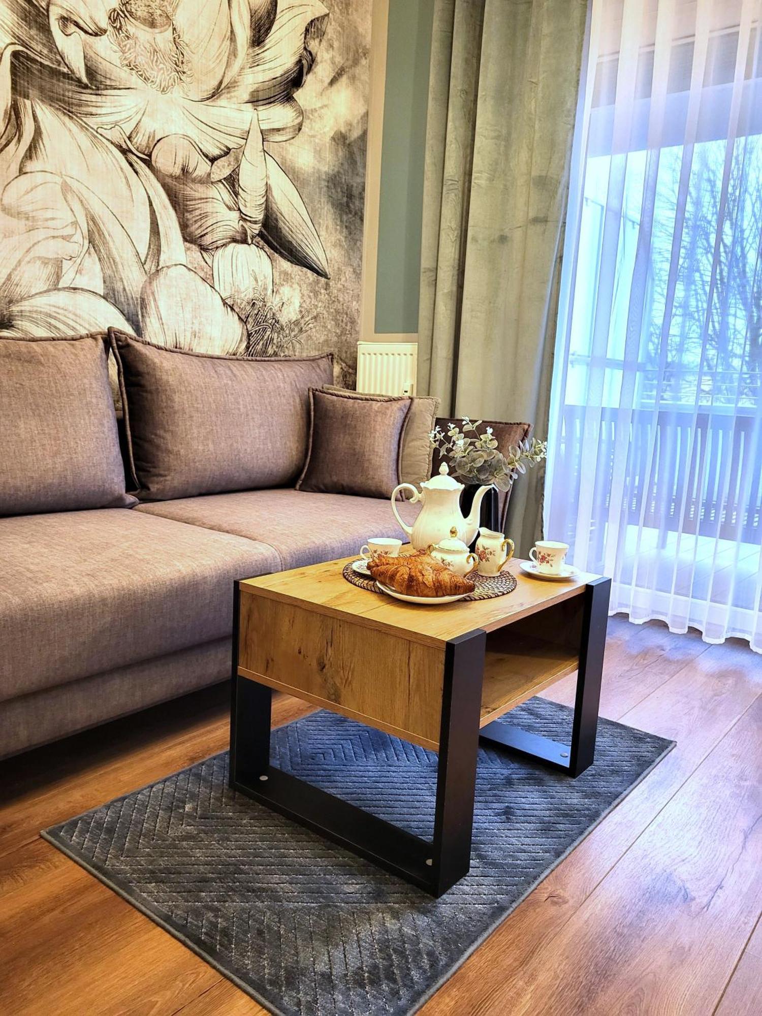 Miodowy Dom Exspanse Apartament 2 Lub 3 Pokoje Z Tarasem I Parkingiem Kolobrzeg Bagian luar foto