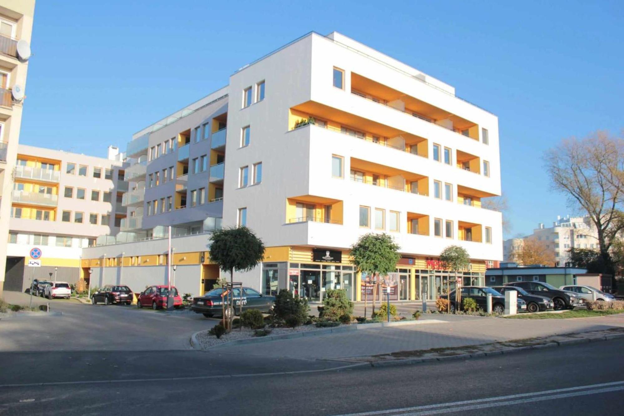 Miodowy Dom Exspanse Apartament 2 Lub 3 Pokoje Z Tarasem I Parkingiem Kolobrzeg Bagian luar foto